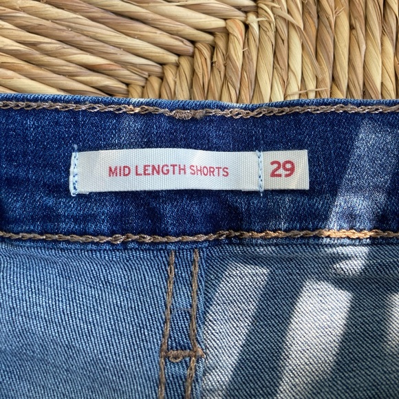 Levi's Denim Short - Picture 5 of 5